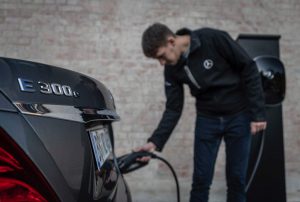 2c784618-mercedes-e300e-and-e300de-45