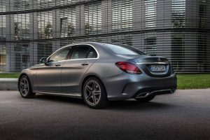 43b95495-mercedes-c300de-51