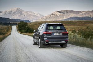 5728af34-2019-bmw-x7-29