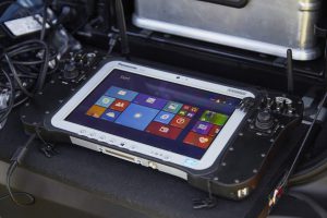 5ecb0ba1-land-rover-discovery-emergency-response-vehicle-17