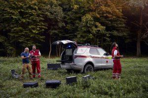 80f8414f-land-rover-discovery-emergency-response-vehicle-27