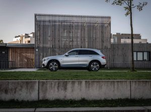 81bd86ab-2019-mercedes-glc-f-cell-62