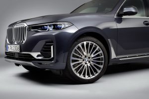 8c359954-2019-bmw-x7-9