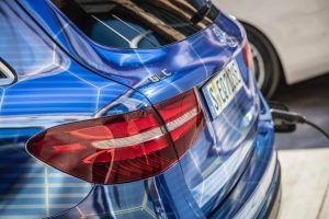 91f6d920-2019-mercedes-glc-f-cell-126