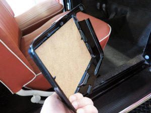 c58eea51-vw-beetle-23-miles-27