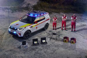 ce2b76d6-land-rover-discovery-emergency-response-vehicle-46