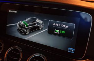 cf1e94f3-mercedes-e300e-and-e300de-51