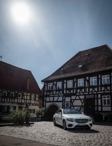 eb02375d-mercedes-e300e-and-e300de-70