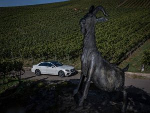 f5509a3b-mercedes-e300e-and-e300de-79