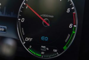 f5557b83-mercedes-e300e-and-e300de-50