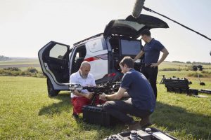 f66d3cc4-land-rover-discovery-emergency-response-vehicle-15