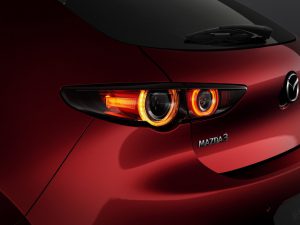 10a85a7e-2019-mazda-3-sedan-hatch-253