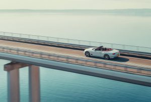 2508756f-bentley_continental_gt_convertible_13