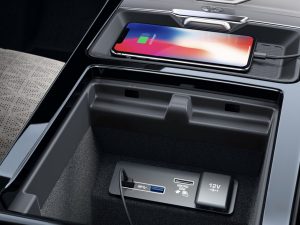 46e40469-2020-range-rover-evoque-45