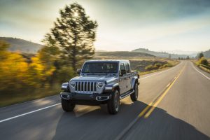 58666e89-2020-jeep-gladiator-truck-169