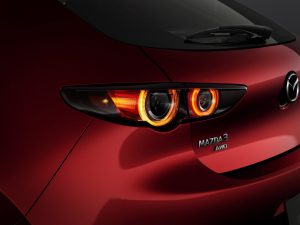 687d8660-2019-mazda-3-sedan-hatch-63