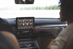 6927eaac-2020-lincoln-aviator-20