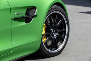 6f4a1a51-2020-mercedes-amg-gt-and-amg-gt-r-pro-16