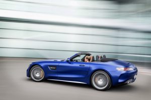 75a61d23-2020-mercedes-amg-gt-and-amg-gt-r-pro-32