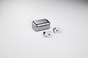 8d60ed26-2020-range-rover-evoque-75