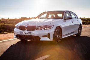 954cc85a-2019-bmw-330e-05
