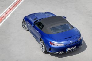 a14010bb-2020-mercedes-amg-gt-and-amg-gt-r-pro-18