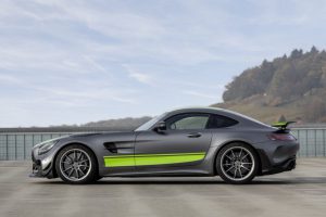 a2ad0714-2020-mercedes-amg-gt-and-amg-gt-r-pro-45