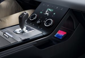 b6602b96-2020-range-rover-evoque-42