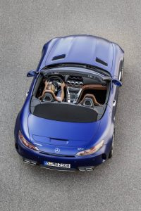 bdcffe2f-2020-mercedes-amg-gt-and-amg-gt-r-pro-25