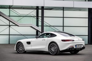 d29fa9cc-2020-mercedes-amg-gt-and-amg-gt-r-pro-57