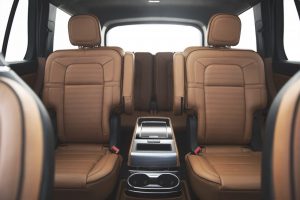 e817ad32-2020-lincoln-aviator-24