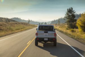 ec4bbccc-2020-jeep-gladiator-truck-170