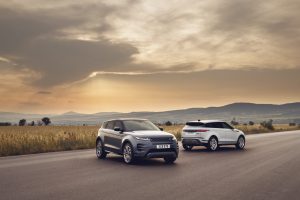 fbae4a4f-2020-range-rover-evoque-61