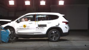 2a2c8a39-hyundai-santa-fe-2018-euro-ncap-5