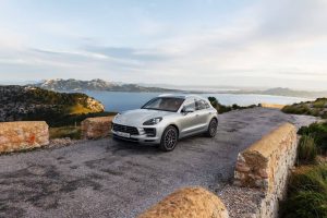 52411cf1-2019-porsche-macan-s-08