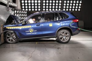 7beb44b6-bmw-x5-2018-euro-ncap-8