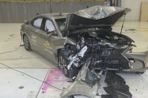 7e09831e-lexus-es-euro-ncap-4