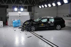 9887ef54-volvo-s60-v60-2018-euro-ncap-3