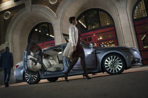 98e4a4bf-2019-lincoln-continental-80th-anniversary-coach-door-edition-8