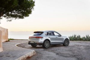 a831e364-2019-porsche-macan-s-03