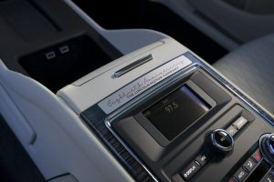 b9def9eb-2019-lincoln-continental-80th-anniversary-coach-door-edition-20