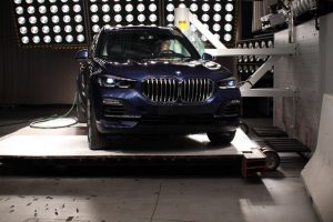 dac57433-bmw-x5-2018-euro-ncap-2