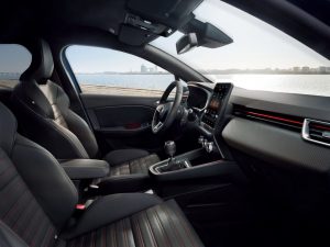 03311679-2020-renault-clio-interior-8