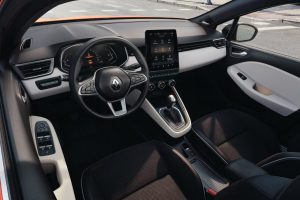 2910ddd4-2020-renault-clio-interior-5