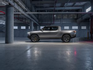 4bb65958-rivian-unveils-r1t-electric-truck-13