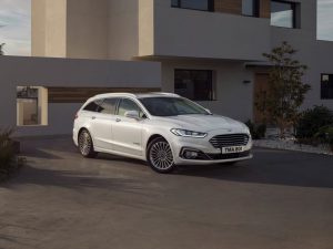 585565ec-2020-ford-mondeo-hybrid-wagon-5