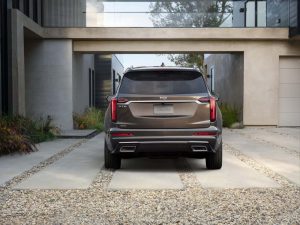 a829e41f-2020-cadillac-xt6-4