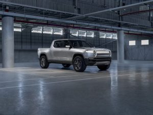 e845b929-rivian-unveils-r1t-electric-truck-1