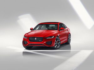 3957776b-2020-jaguar-xe-facelift-18