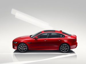 3f7150ab-2020-jaguar-xe-facelift-23